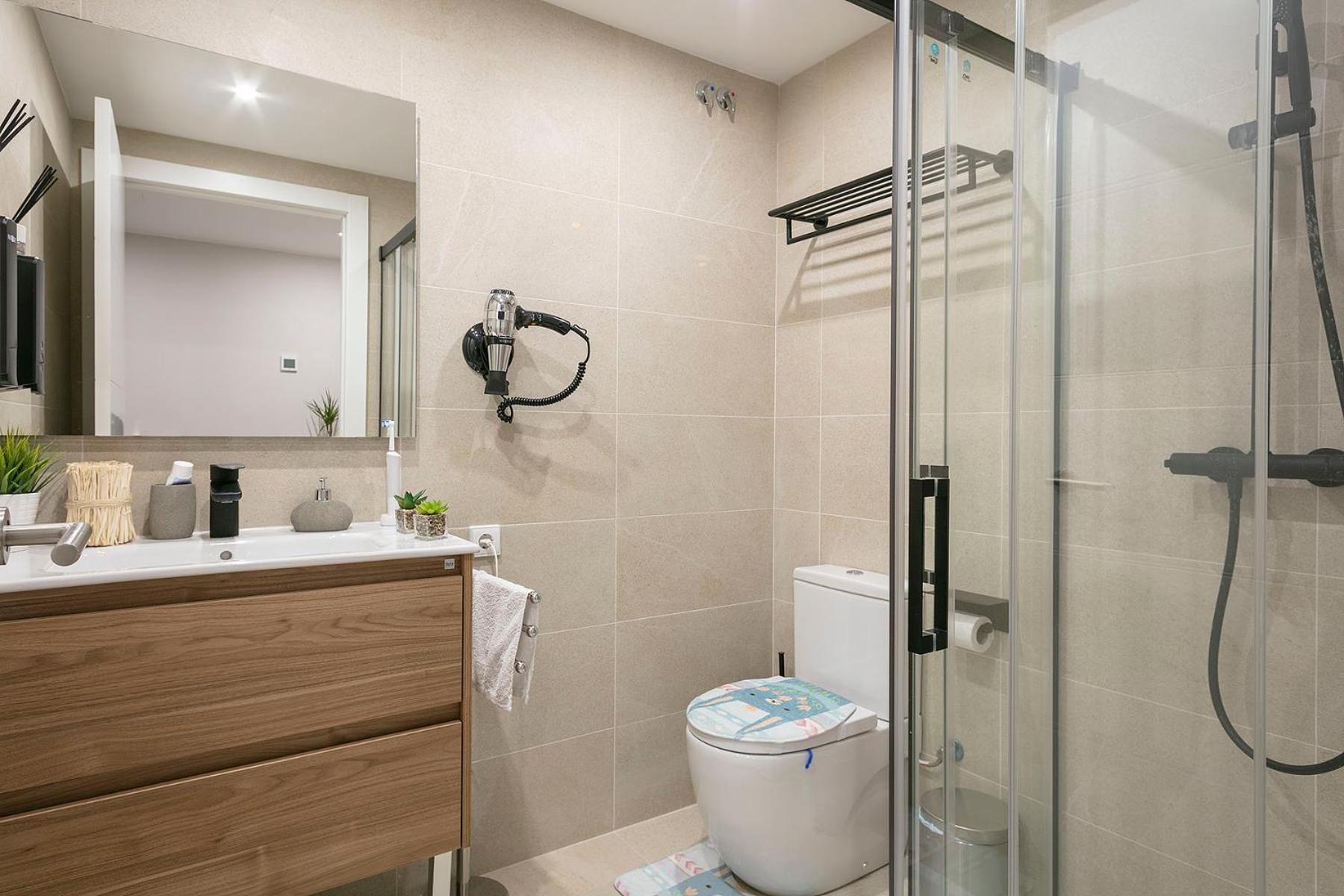 Bonito Piso Cerca Del Campo De Futbol De Barcelona Apartman L'Hospitalet de Llobregat Kültér fotó